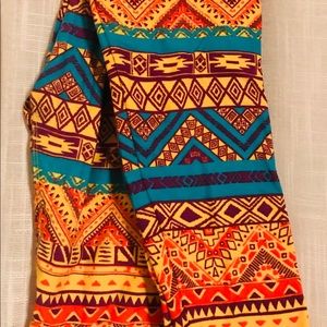 Lularoe Aztec print OS Leggings